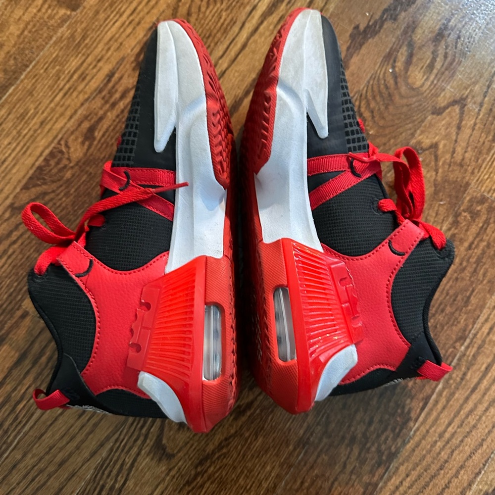 Nike Kids Basketball Sneakers - Picture 5 of 6